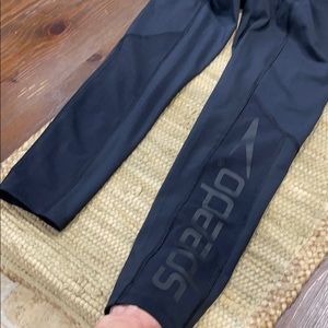 Speedo, Black Leggings w Mesh Detail, Size Medium